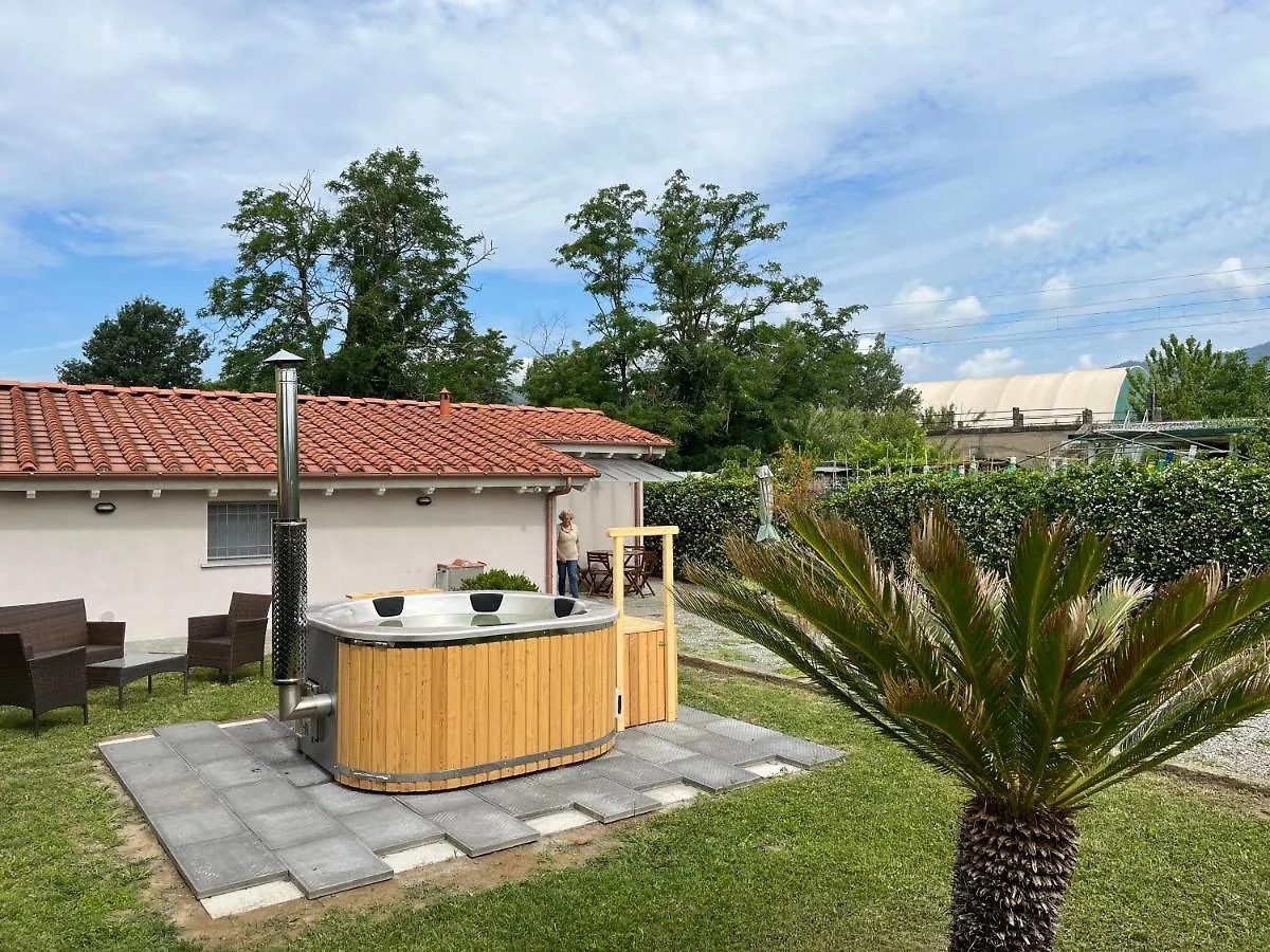 La Camelia Villa Massa e Cozzile Italy
